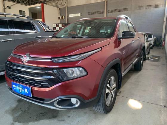 FIAT TORO 2.0 16V TURBO DIESEL VOLCANO 4WD AT9 FIAT TORO 2.0 16V TURBO DIESEL VOLCANO 4WD AT9